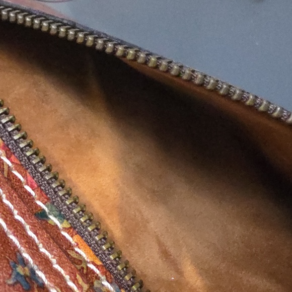 PATRICIA NASH NWT Tan Praire Rose Large Clutch - Picture 9 of 13